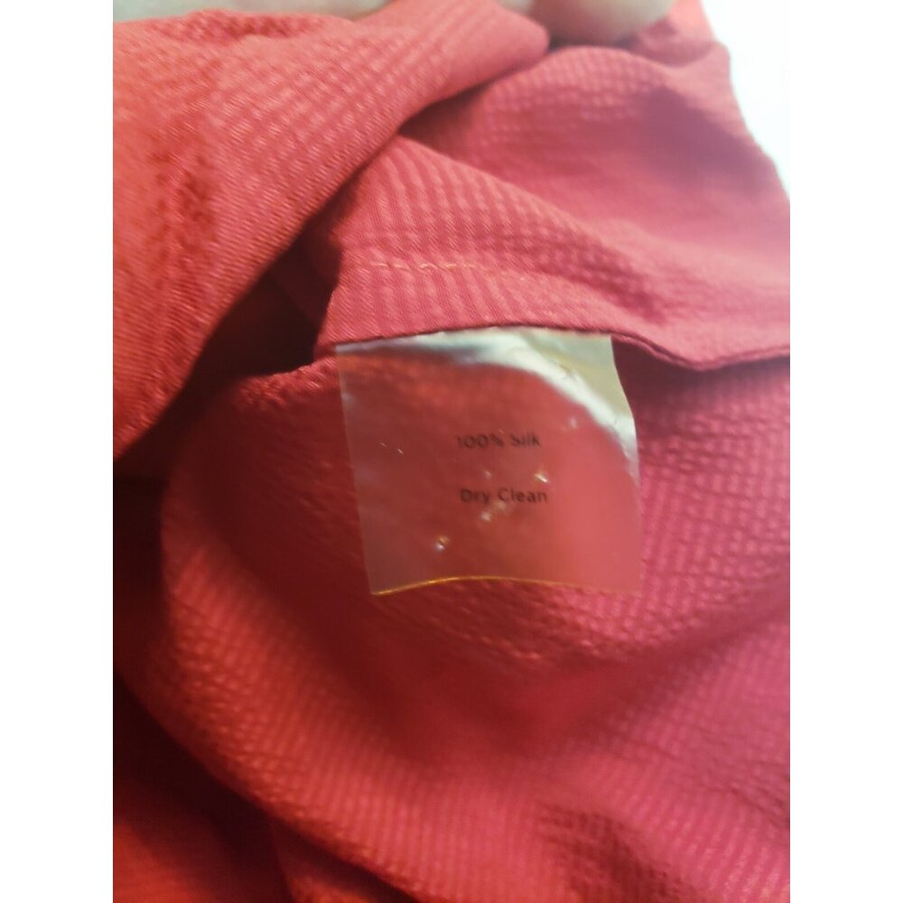 Talbots Women 12 Blouse Button Front Red 100% Silk Classic Roll Tab Sleeve Flap - Picture 6 of 6